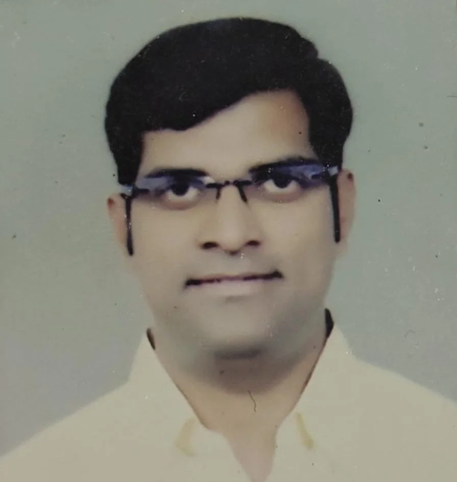 About 8 Ganesh Avhad